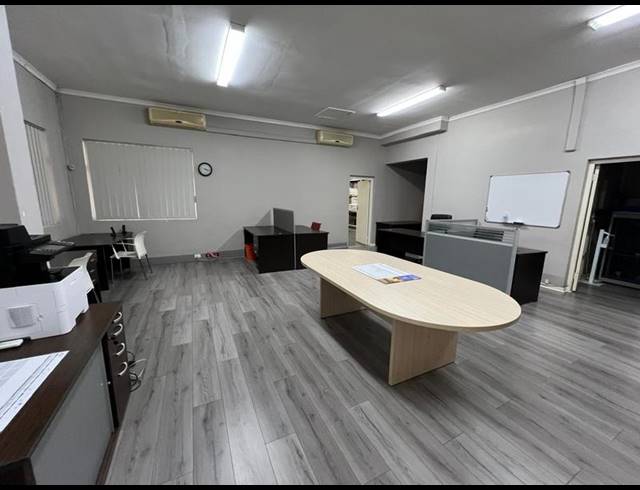 OFFICE FOR SALE IN CLARENDON